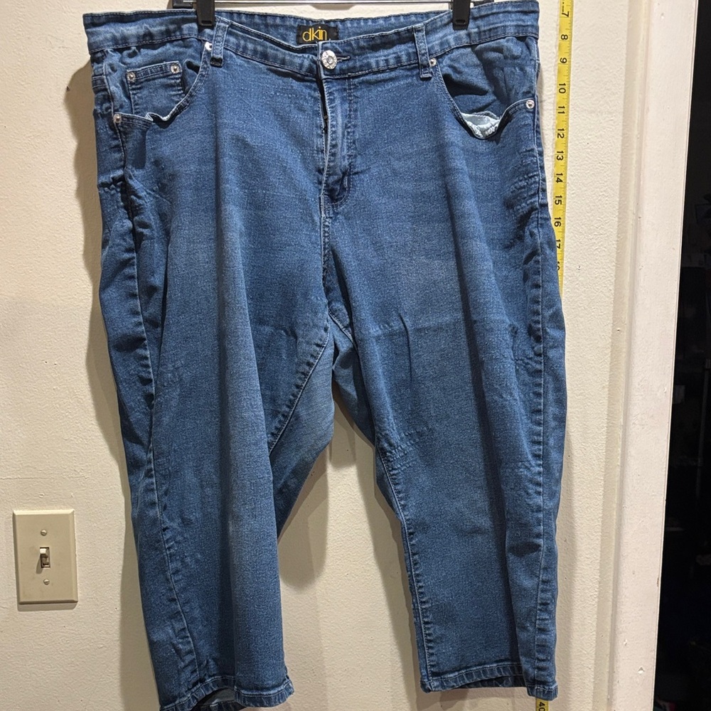DkIN  Relaxed Blue Jeans capris